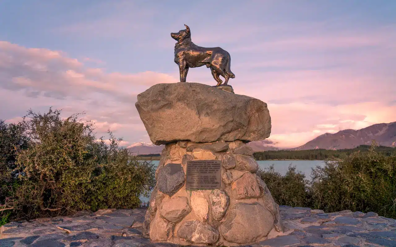 Mackenzie-Sheepdog-Statue Mackenzie-Sheepdog-Statue