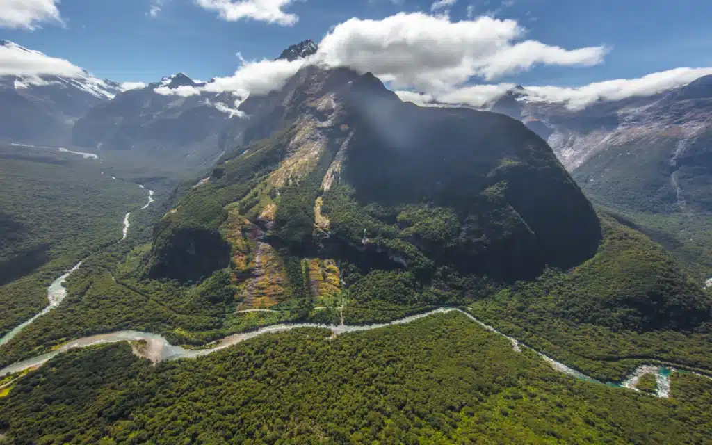 milford-sound-helicopter-tour