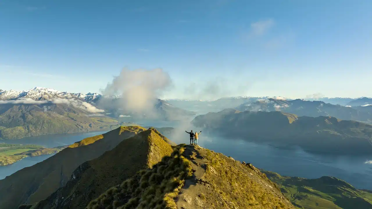 roys-peak-lookout-photospot-