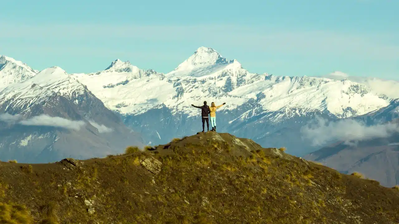 roys-peak-summit-view-mount-aspiring roys-peak-summit-view-mount-aspiring