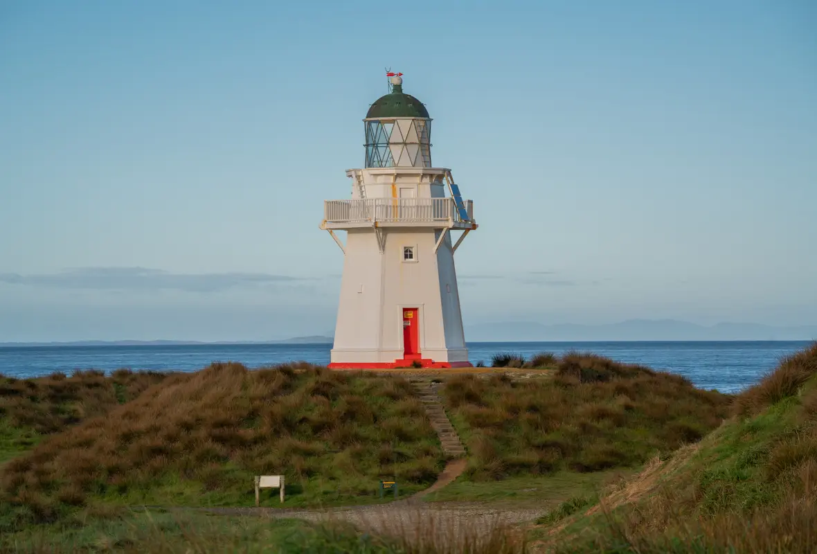 Waipapa-Point-Lighthouse-closeup Waipapa-Point-Lighthouse-closeup
